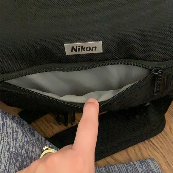 Nikon D3000 - Picture 13 of 16